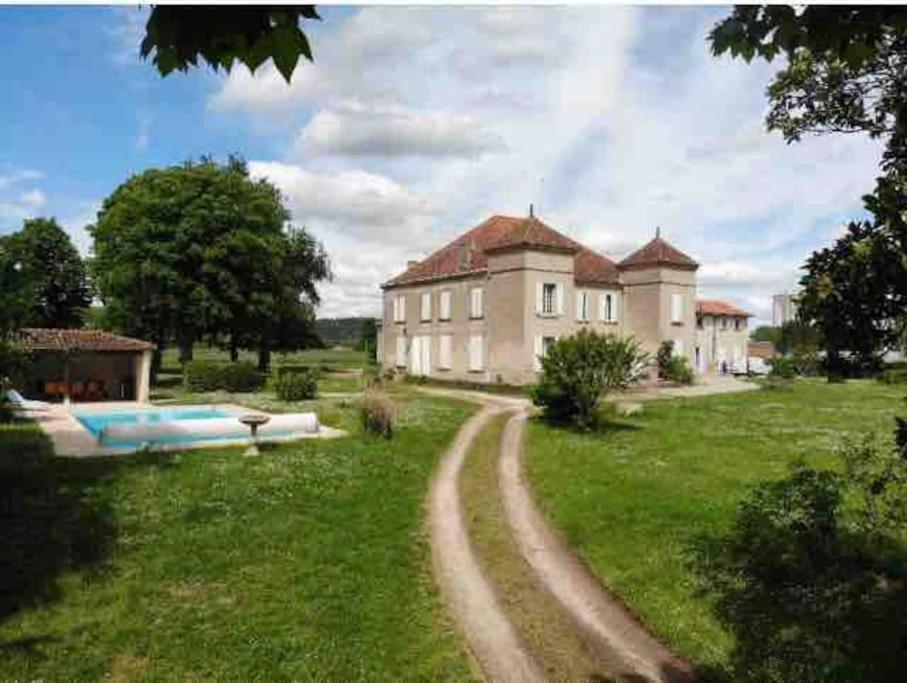 Chateau D'Issandou Golfech Eksteriør billede